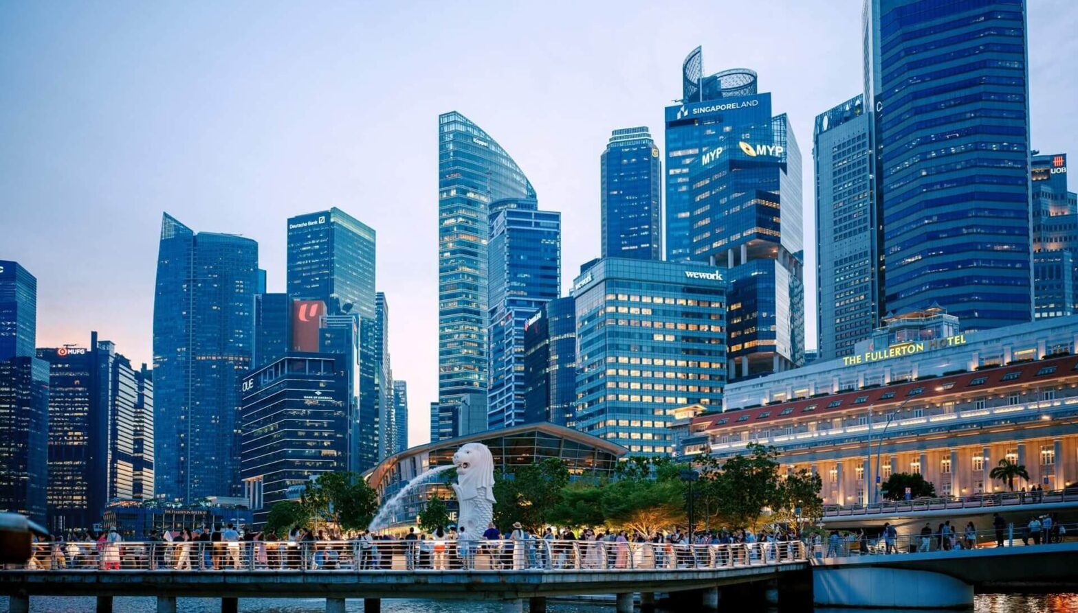 Singapore's skyline with the iconic Merlion and modern skyscrapers